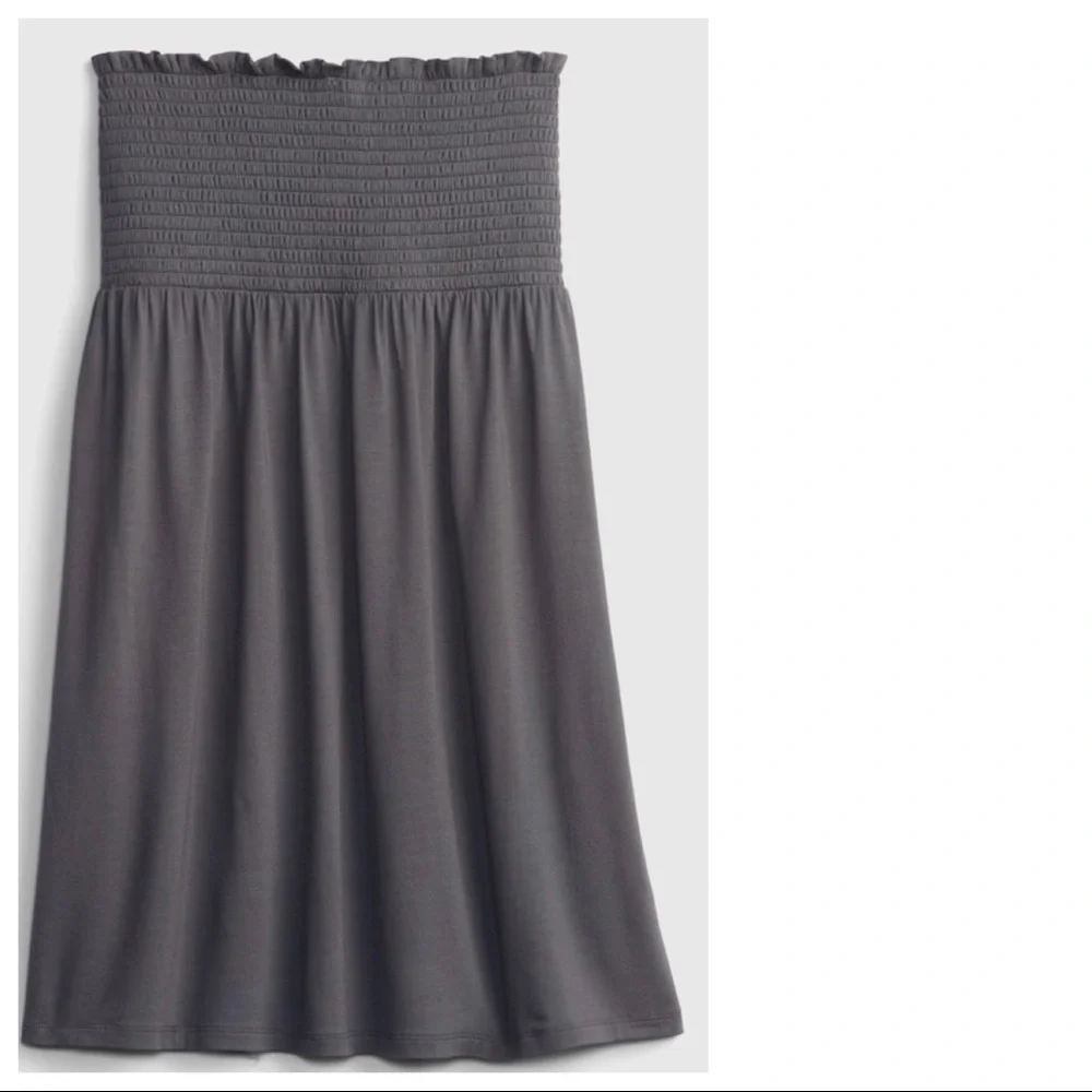 NWT GAP‎ Strapless Smocked Soft Black Dress